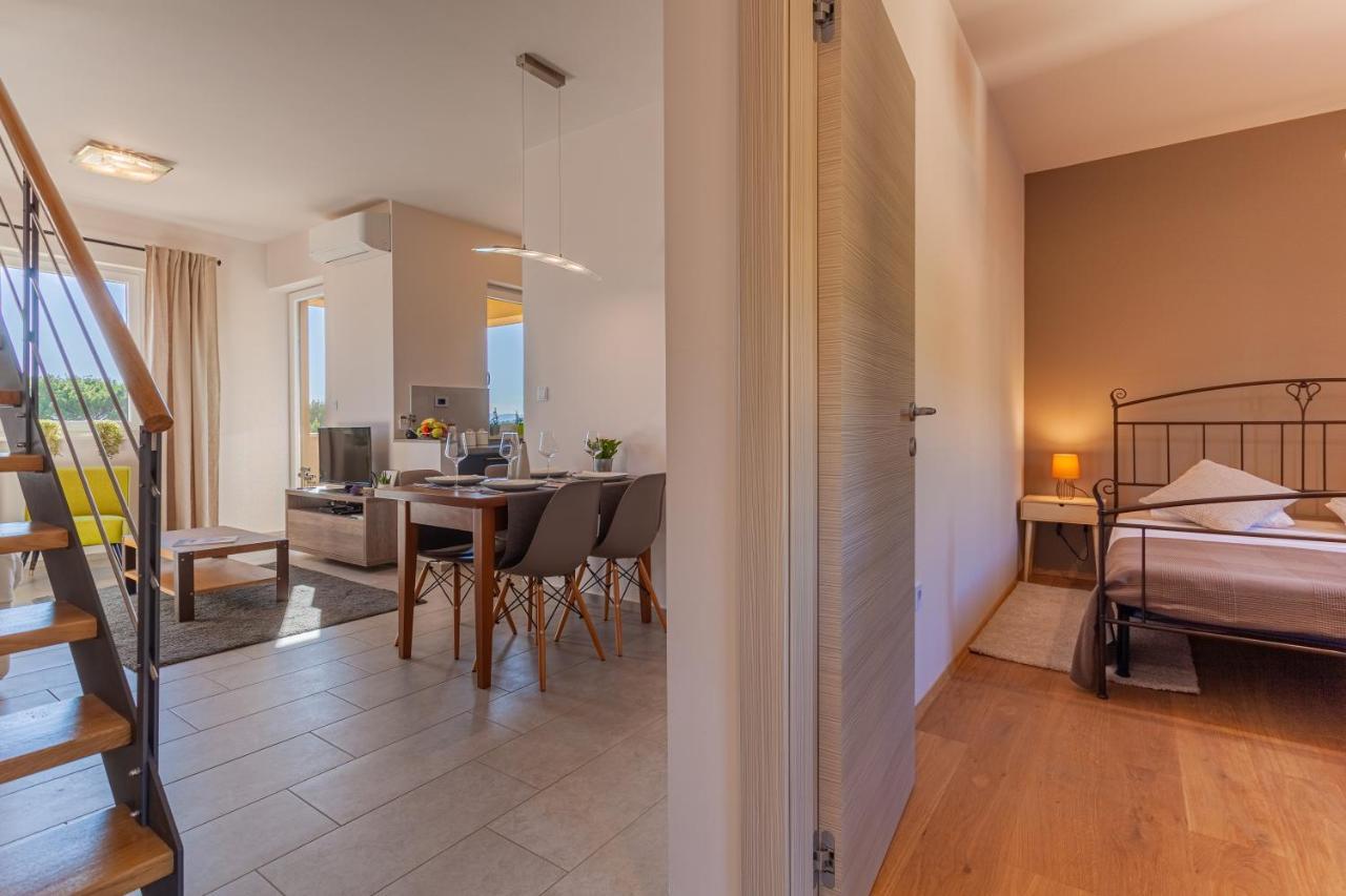 Apartment Leni Црес Экстерьер фото